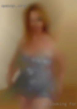 I'm looking near Upland, CA for a playmate/friend.