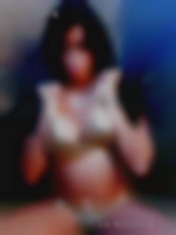 Is willing to send and recieve in Lindale, Texas pictures.